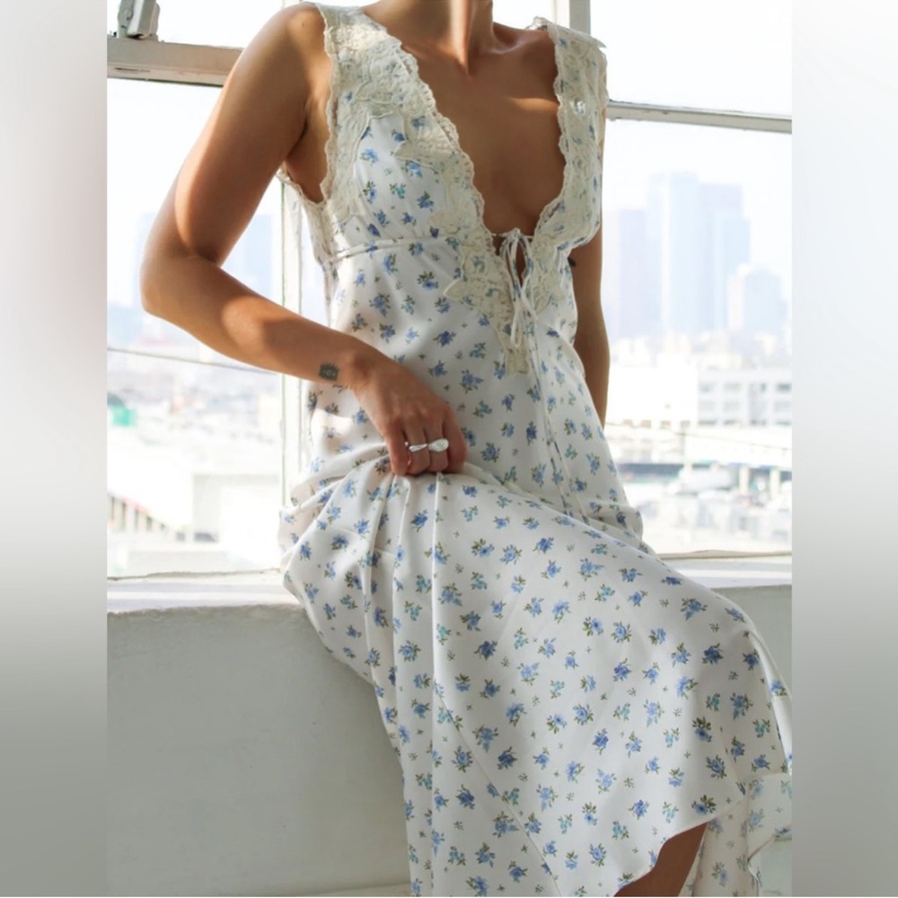 Rumored Venice slip dress